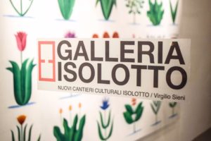 galleria isolotto locandina