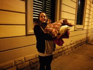 Sara Innocenti, la giovanissima ed energica fondatrice del gruppo 'Aiutiamo i senzatetto a Firenze'