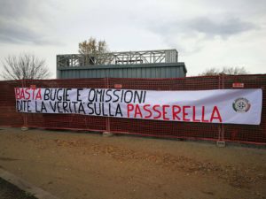 protesta casa pound firenze passerella isolotto (2)