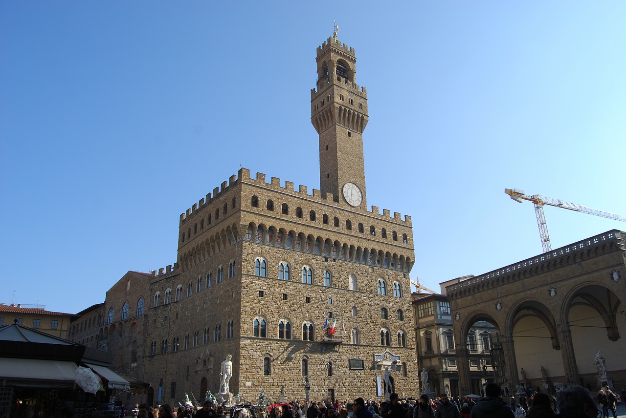 palazzo vecchio lato vista su de gondi