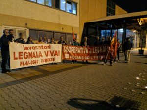 manifestzione lavoratori cooperativa di legnaia (8)