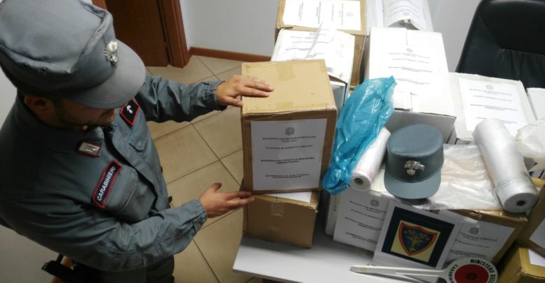 buste di plastica sequestrate carabinieri forestali (2)