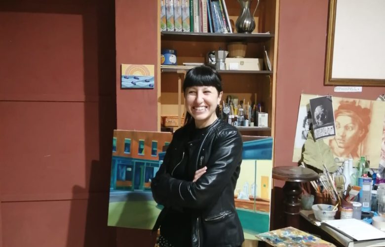 Serena Genca è la pittrice e artigiana, esperta in restauro antico e  disegno che cura  il progetto culturale del Mcl il Boschetto