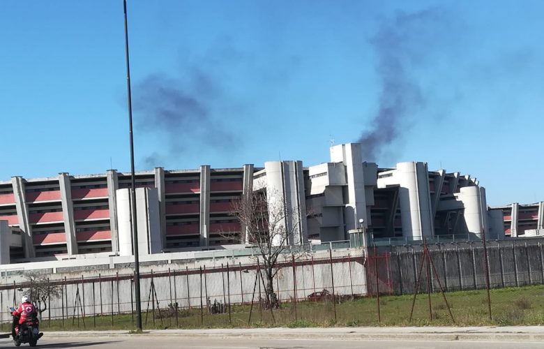 Marzo 2020, carcere di Sollicciano durante  la protesta: una colonna di fumo nero visibile da tutto il quartiere. Fonte: Uilpa Polizia penitenziaria
