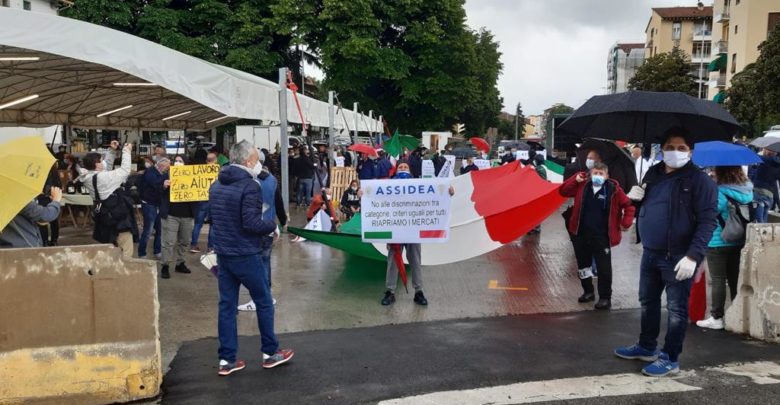 protesta ambulanti mercato isolotto coronavirus 2