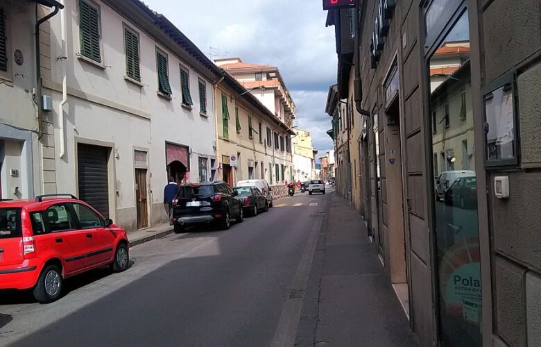 Foto d'archivio IsolottoLegnaia - Via Pisana a Legnaia è una delle strade che ospita alcune delle botteghe più storiche del nostro quartiere