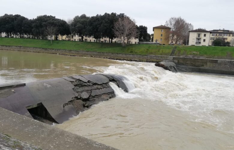 pescaia arno cascine isolotto crollata