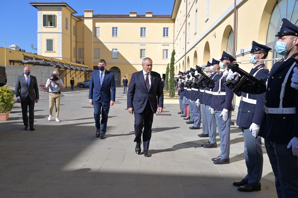 polizia caserma dionisi