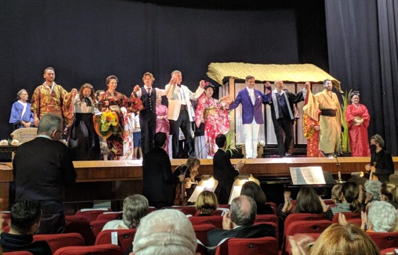 Madama Butterfly venerdì dell'opera Franz Moser Stagione lirica Teatro Aurora Scandicci inchino