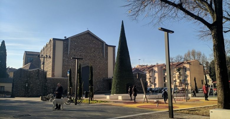 albero di Natale piazza dell'Isolotto 2021 (1)