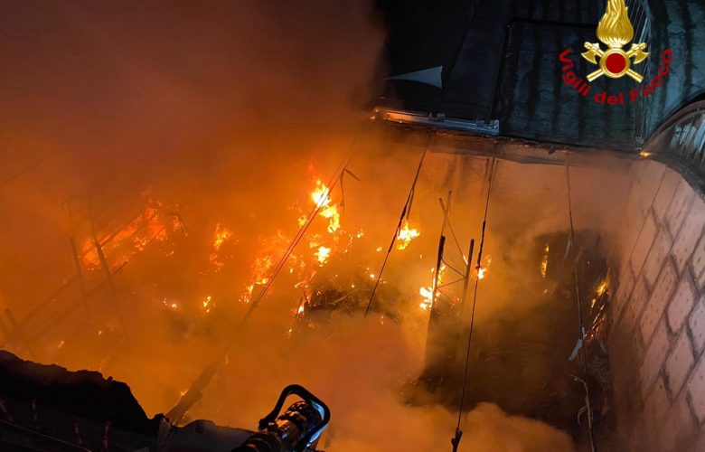 incendio via di Castelpulci 1