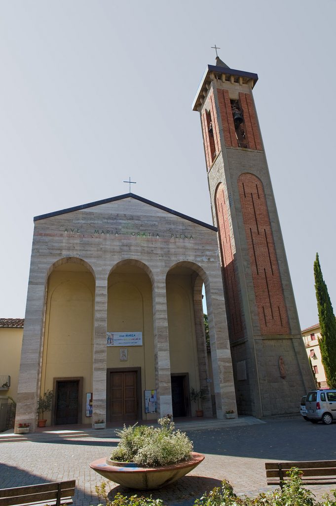 Arduino Matassini, facciata della Chiesa di Santa Maria a Greve, anni 1934-37, progettata in stile razionalista.